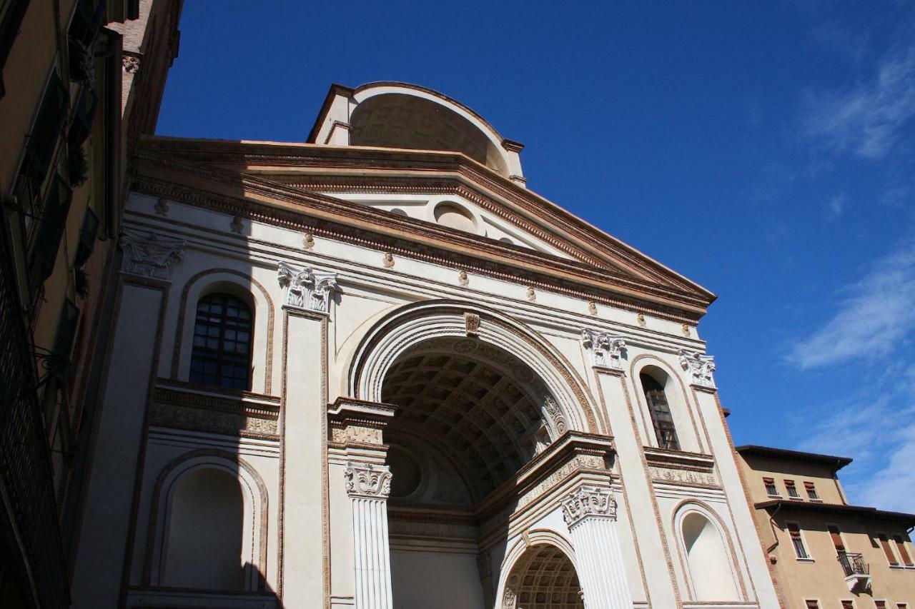B&B Casa Dei Poeti Mantova Luaran gambar