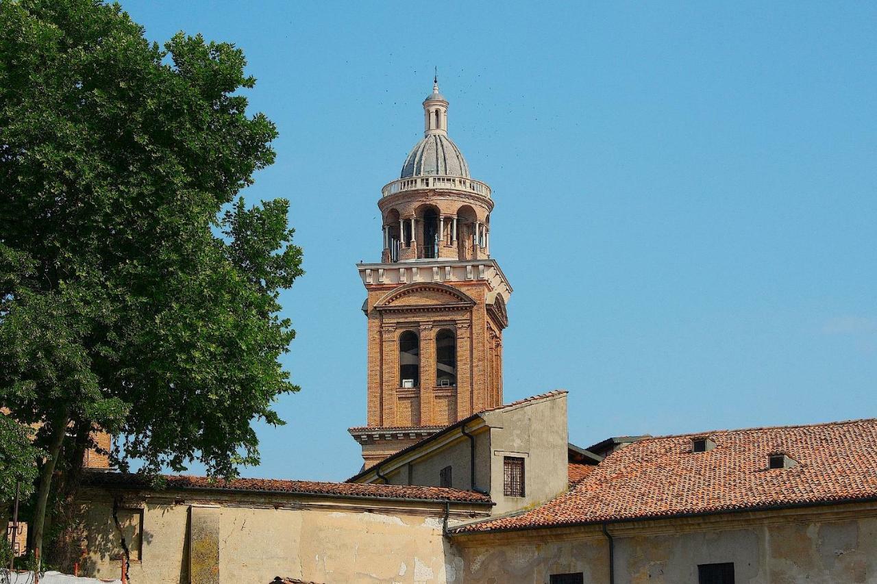B&B Casa Dei Poeti Mantova Luaran gambar